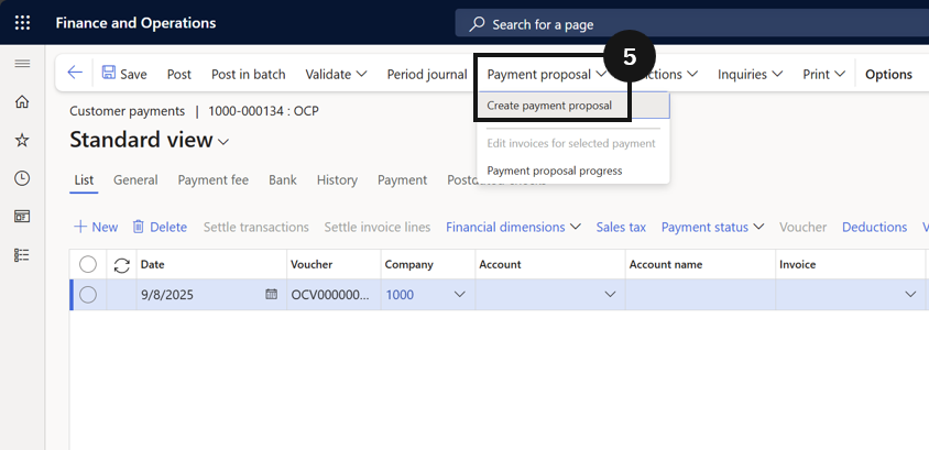Schedule Credit Card Payments — the payment proposal results with invoices listed for selection