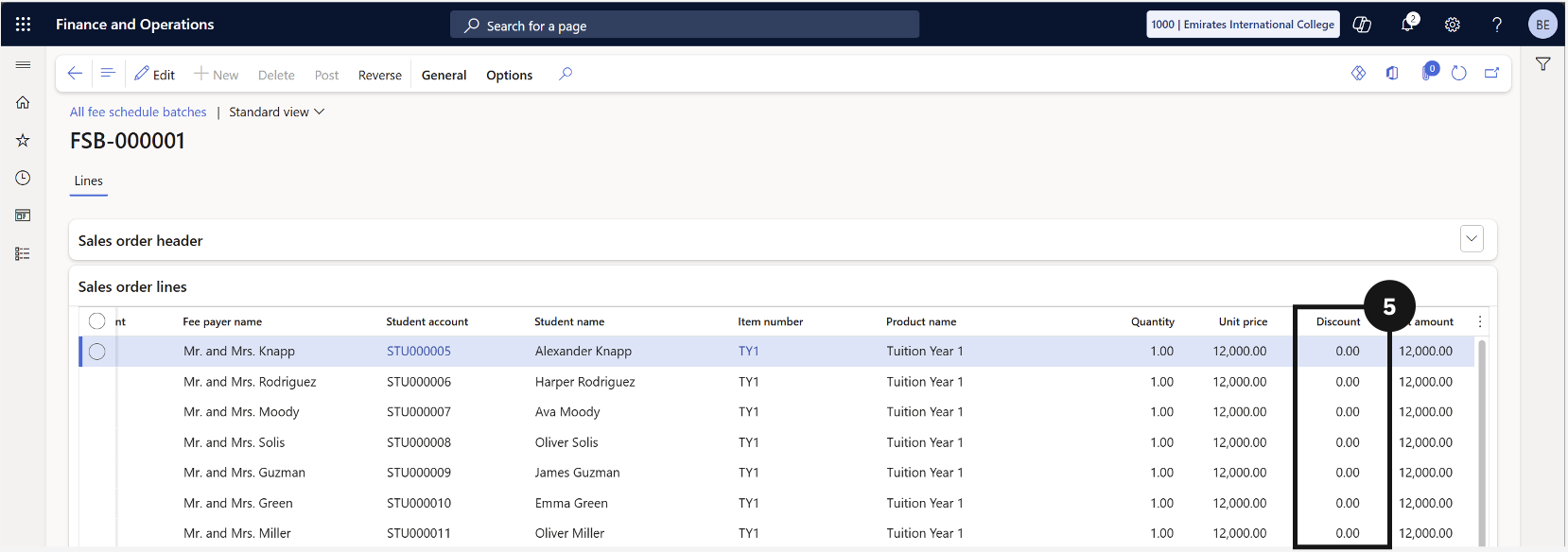 View approved discount fees — Sales order lines with the discount amount column visible